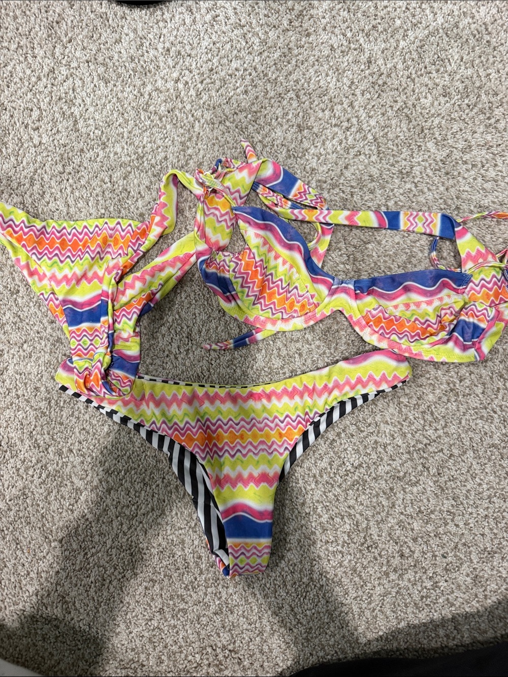 moana bikini - sandy sea money (original)